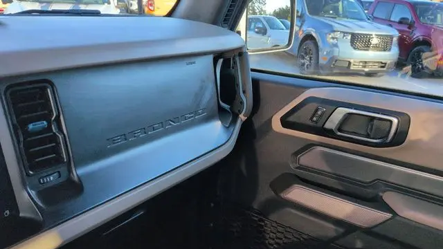 2023 Ford Bronco Base Advanced