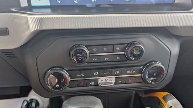 2022 Ford Bronco Base Advanced