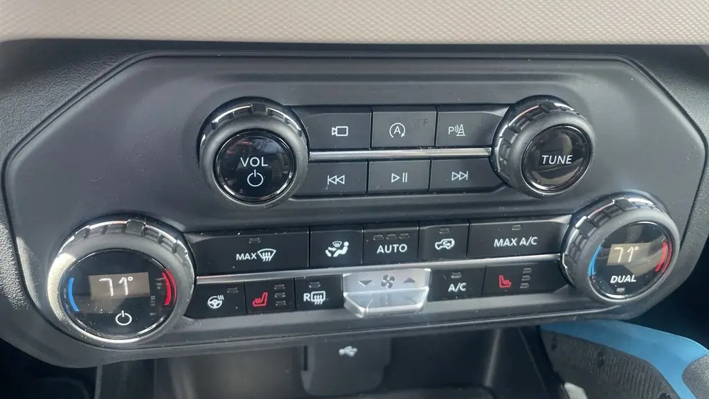 2023 Ford Bronco Base Advanced