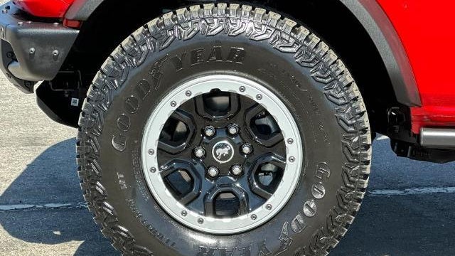 2023 Ford Bronco Base Advanced
