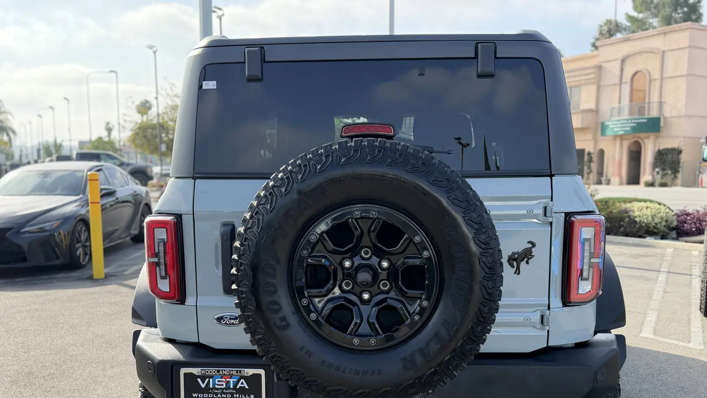 2022 Ford Bronco Base Advanced