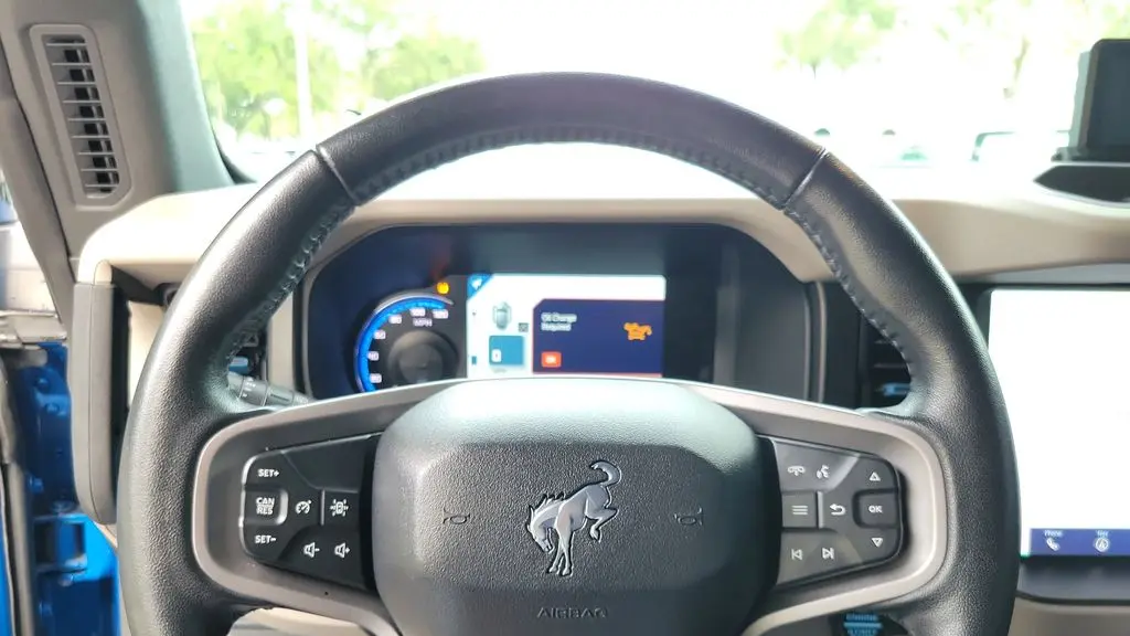 2022 Ford Bronco Base Advanced