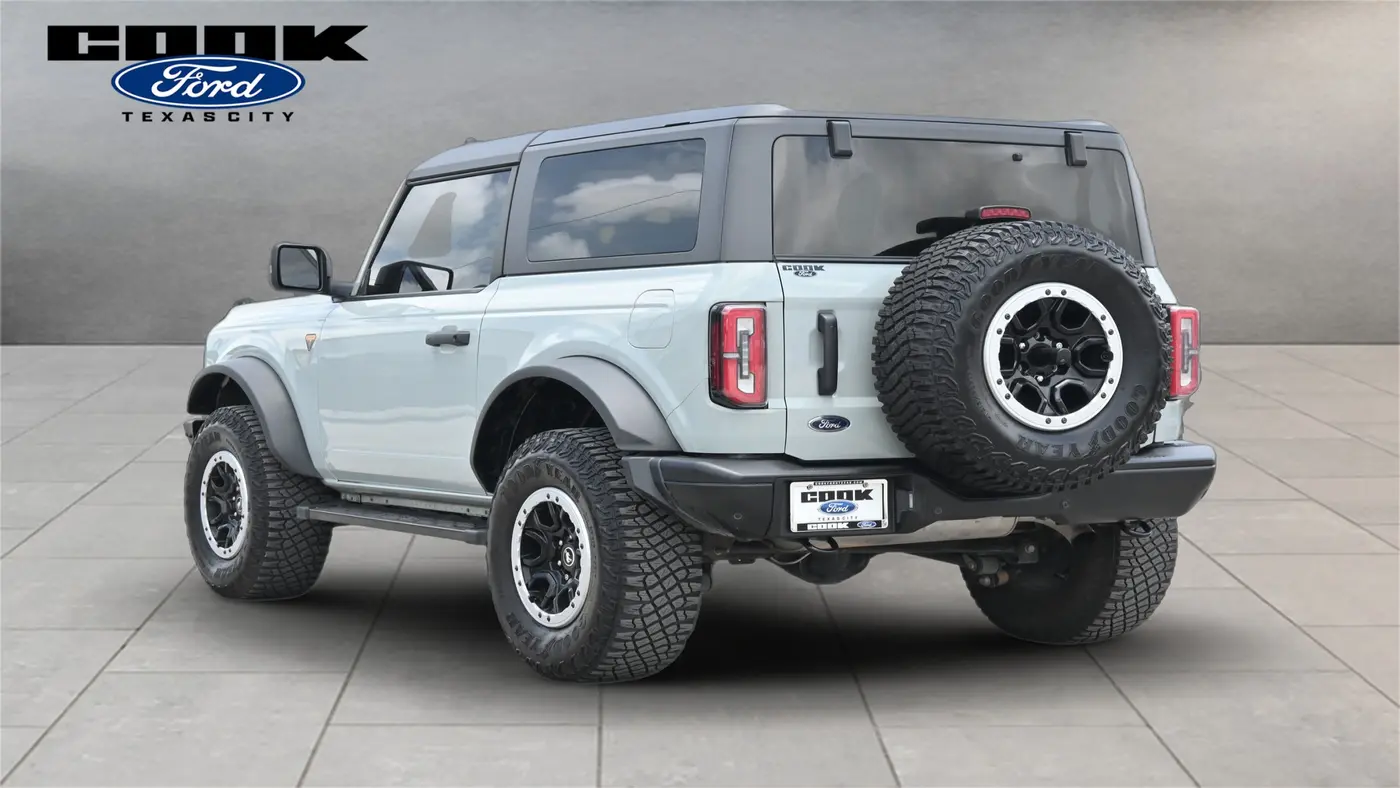 2023 Ford Bronco Base Advanced