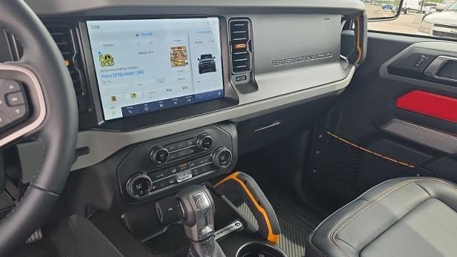 2023 Ford Bronco Base Advanced