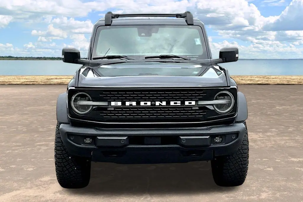 2022 Ford Bronco - $43,824