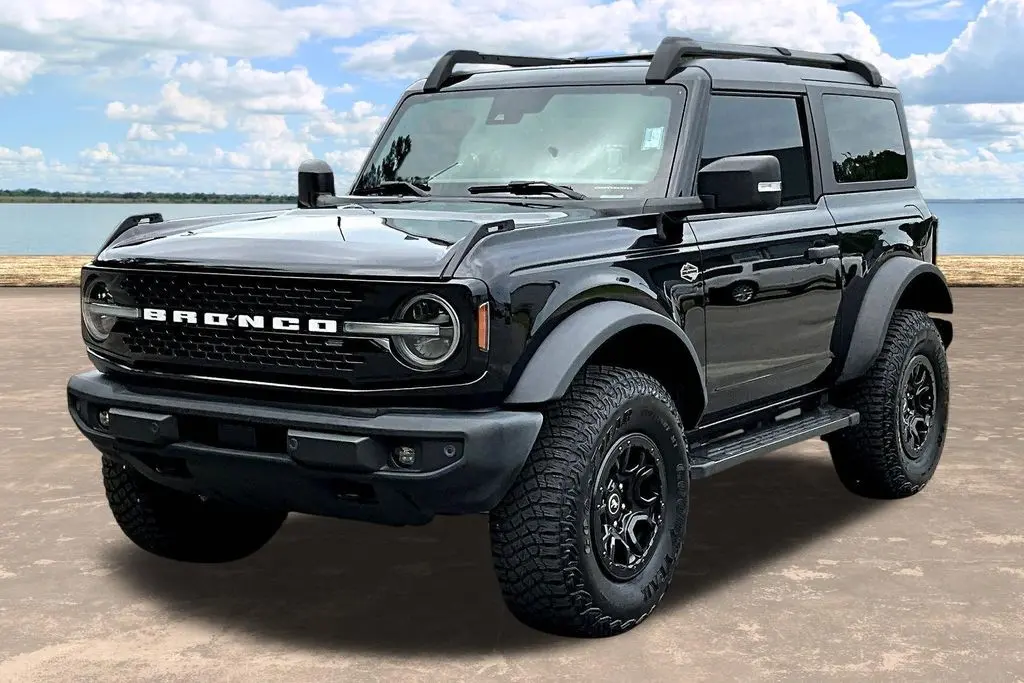 2022 Ford Bronco - $43,824