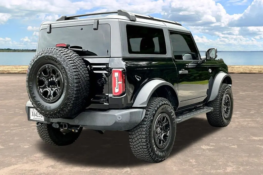 2022 Ford Bronco - $43,824