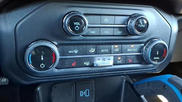 2022 Ford Bronco Base Advanced