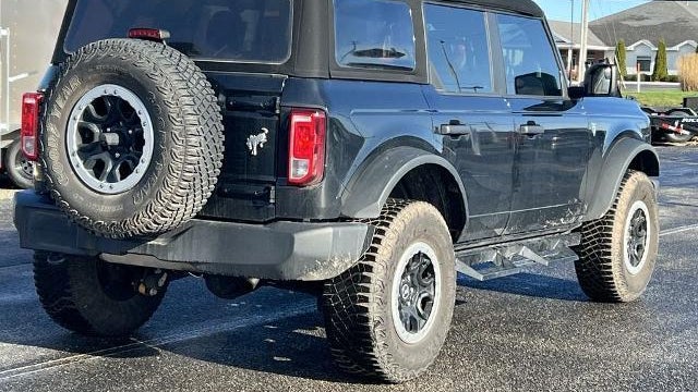 2022 Ford Bronco Base Advanced