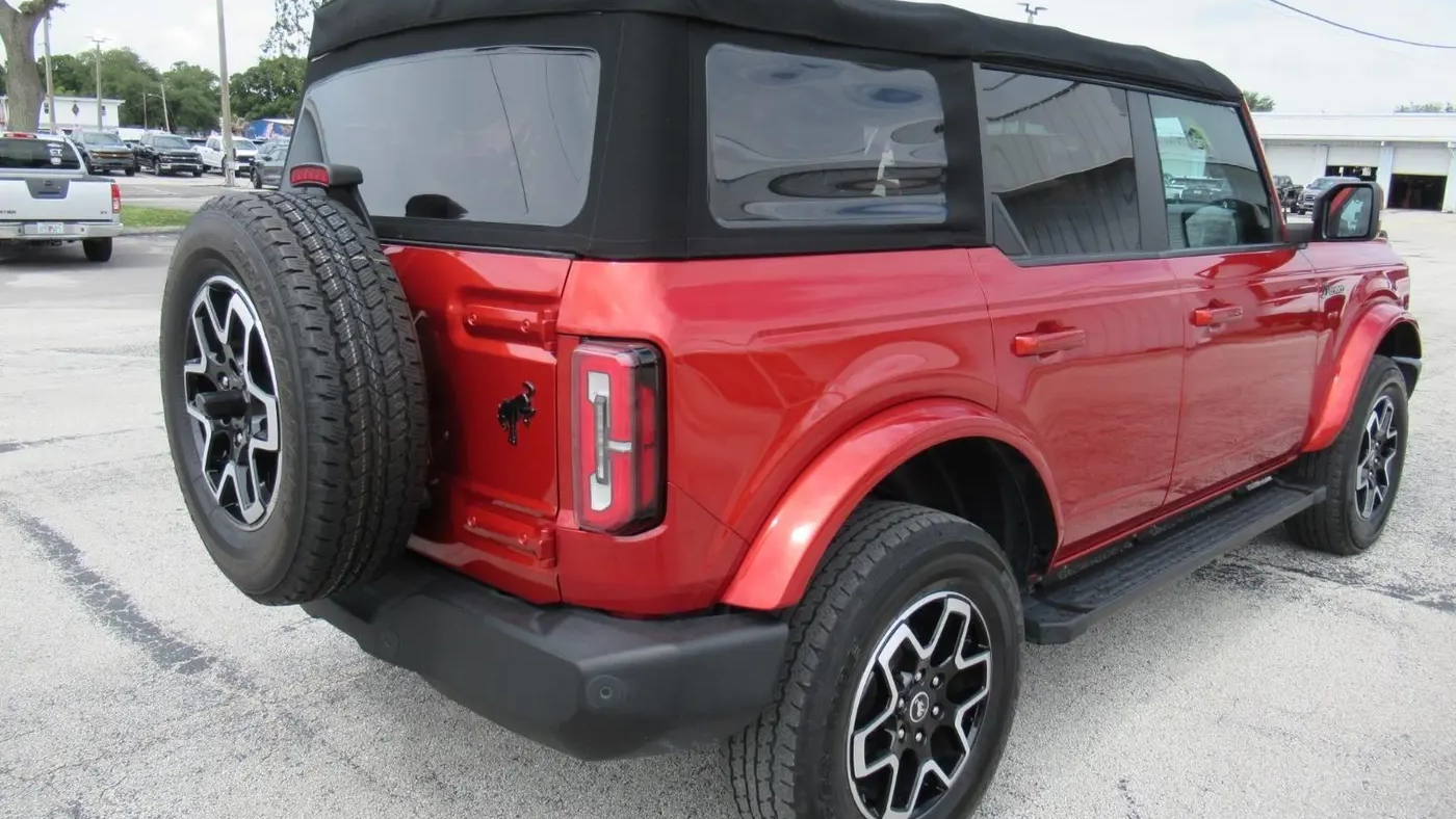 2022 Ford Bronco Base Advanced