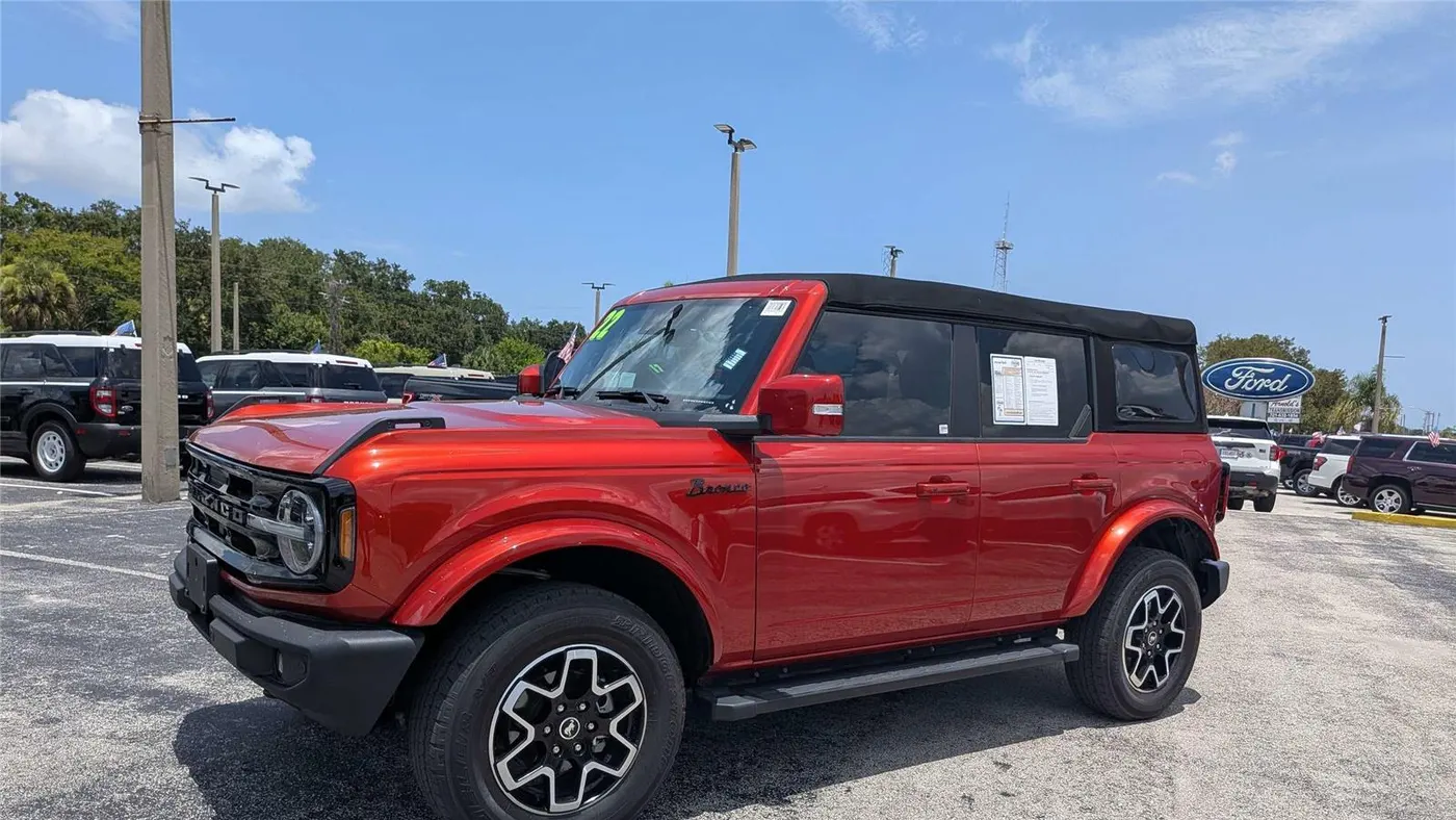 2022 Ford Bronco Outer Banks Advanced