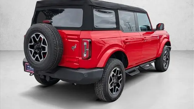 2023 Ford Bronco Outer Banks Advanced