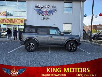 Photo of a 2022 Ford Bronco 4X4 Outer Banks Advanced 4DR SUV for sale