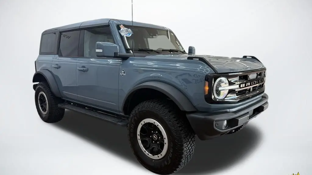 2023 Ford Bronco Base Advanced