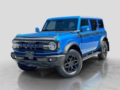 Photo of a 2023 Ford Bronco 4X4 Badlands Advanced 4DR SUV for sale