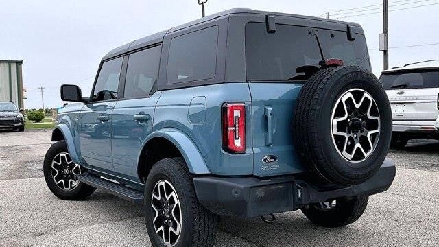 2023 Ford Bronco Base Advanced