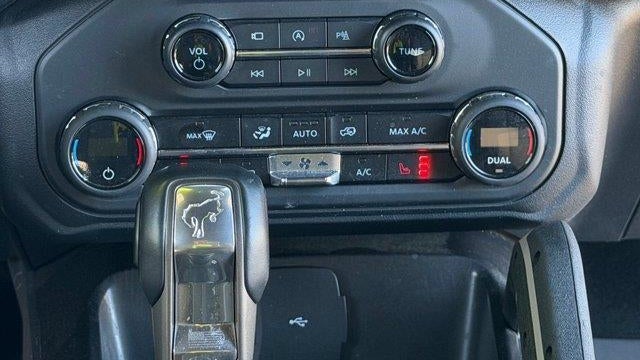 2023 Ford Bronco Base Advanced