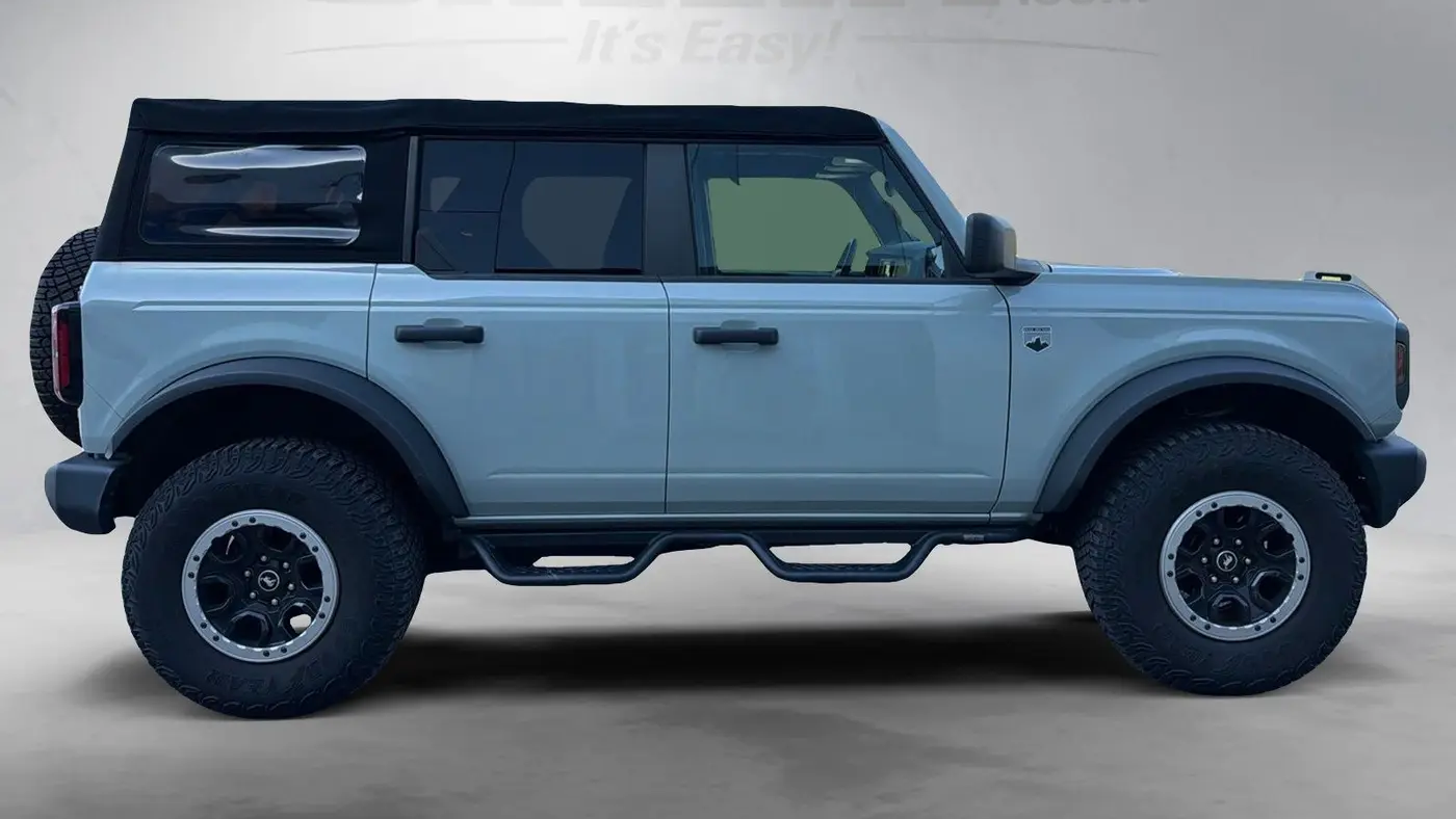 2022 Ford Bronco Base Advanced