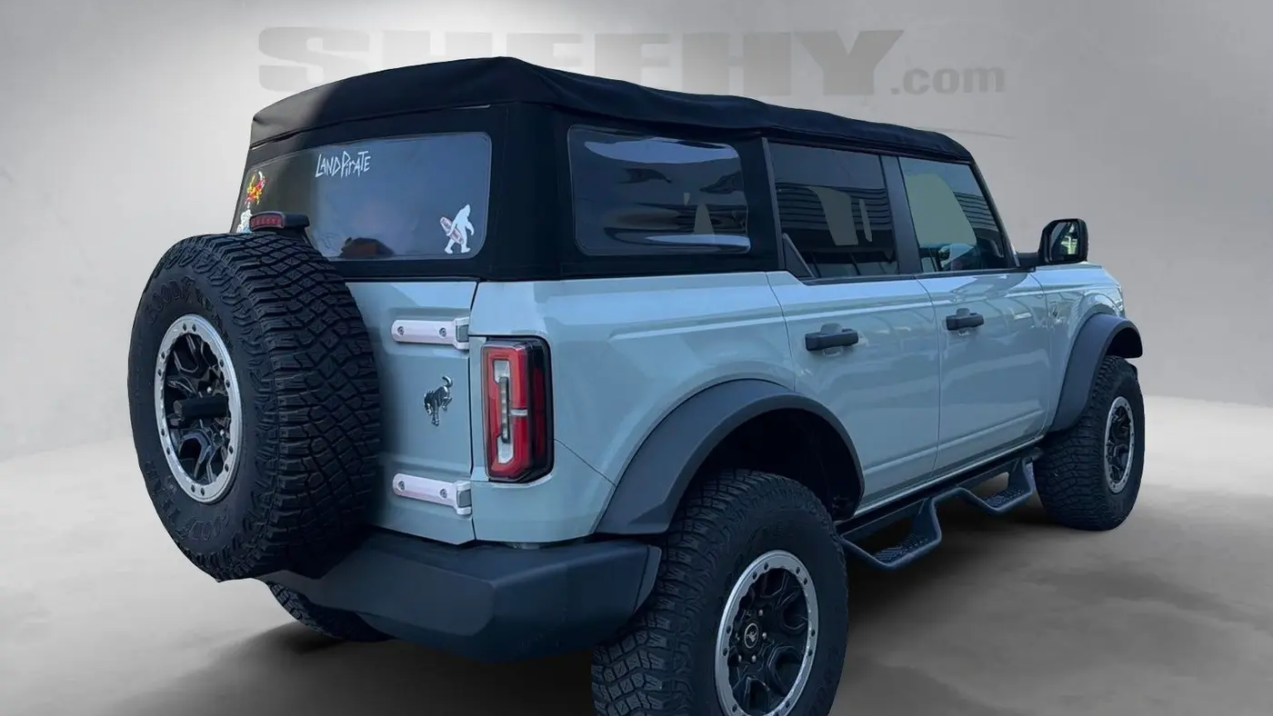 2022 Ford Bronco Base Advanced