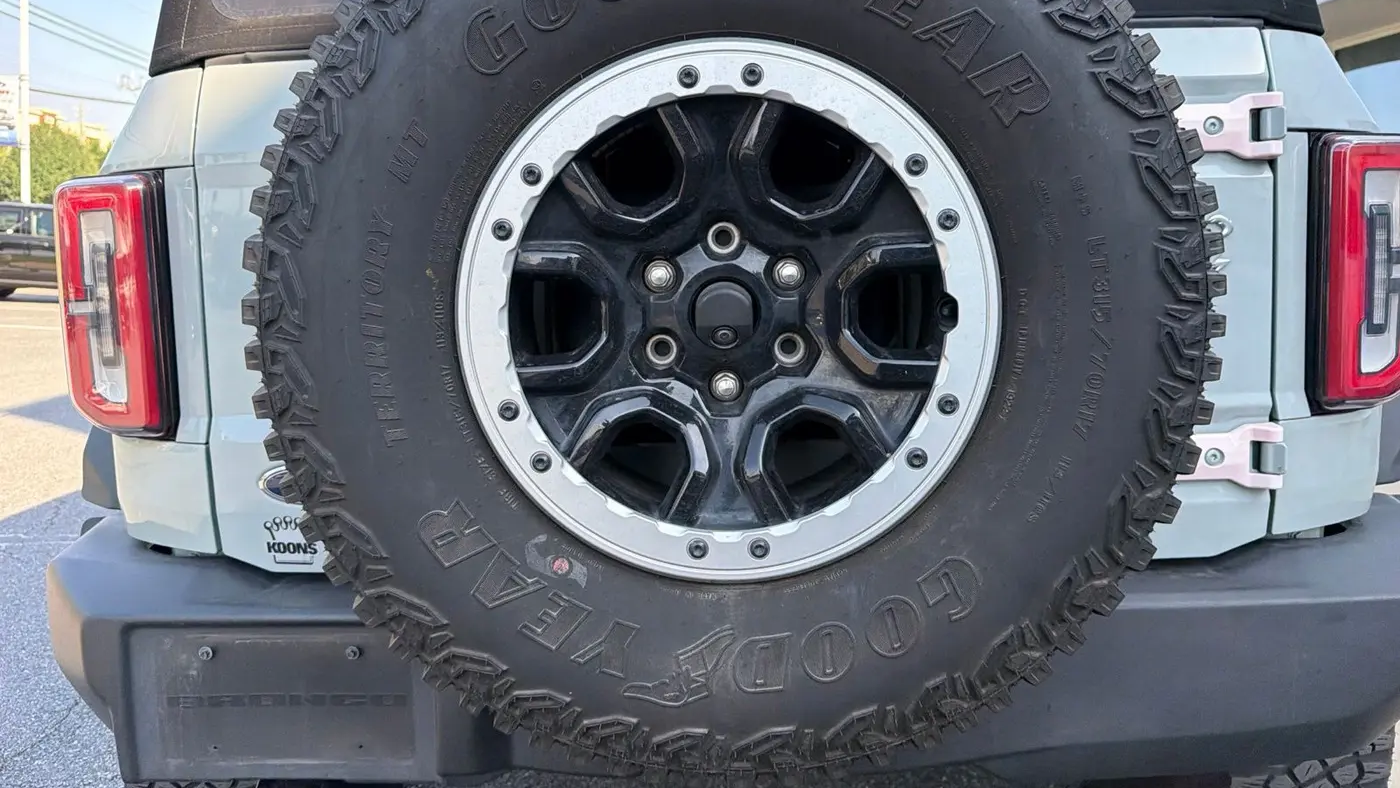2022 Ford Bronco Base Advanced