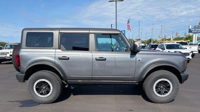 2023 Ford Bronco Base Advanced