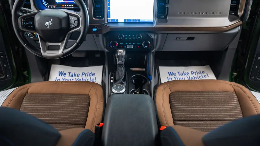 2023 Ford Bronco Badlands Advanced