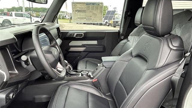 2021 Ford Bronco First Edition Advanced