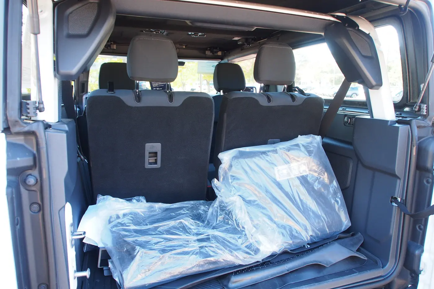 2026 Ford Bronco - $44,515