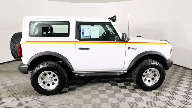 2025 Ford Bronco Base