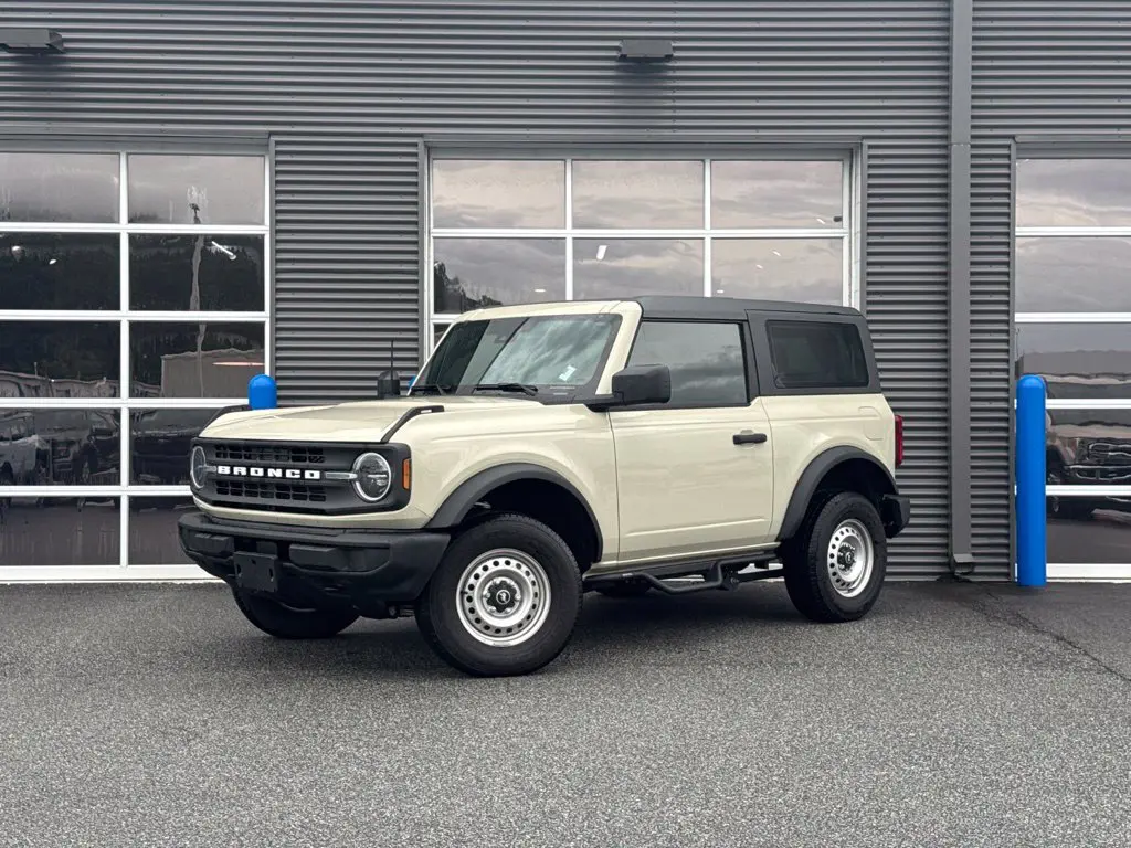 2026 Ford Bronco - $42,990