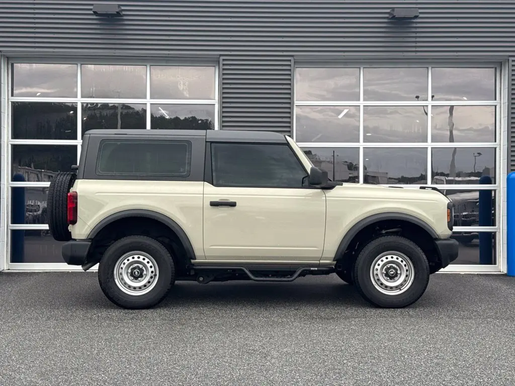 2026 Ford Bronco - $42,990