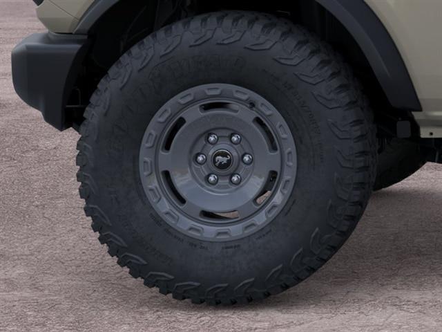 2025 Ford Bronco - $44,575