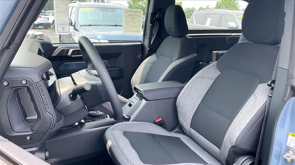 2025 Ford Bronco Base