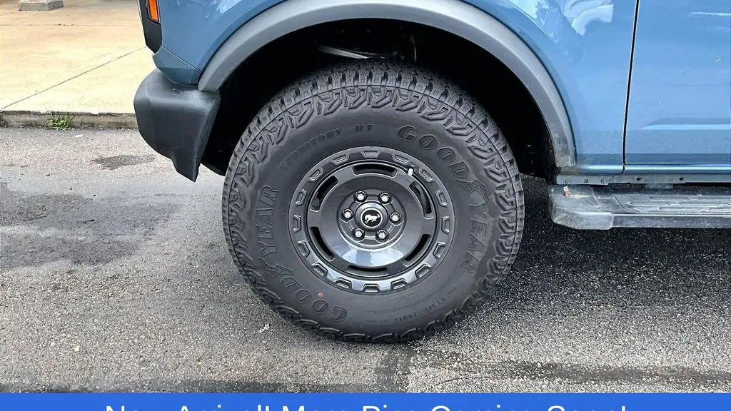 2025 Ford Bronco Base