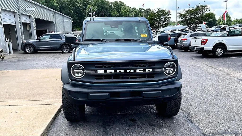 2025 Ford Bronco Base