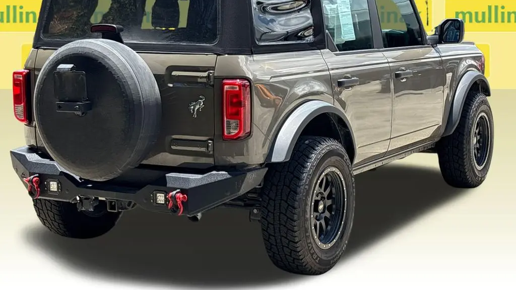 2025 Ford Bronco Base