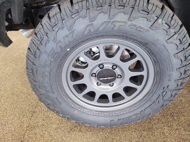2025 Ford Bronco - $42,991