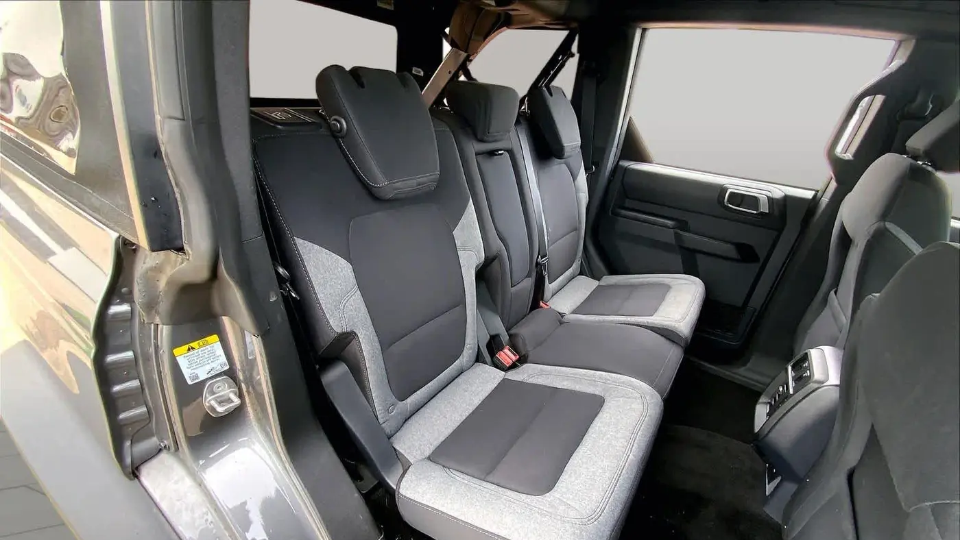 2025 Ford Bronco Base