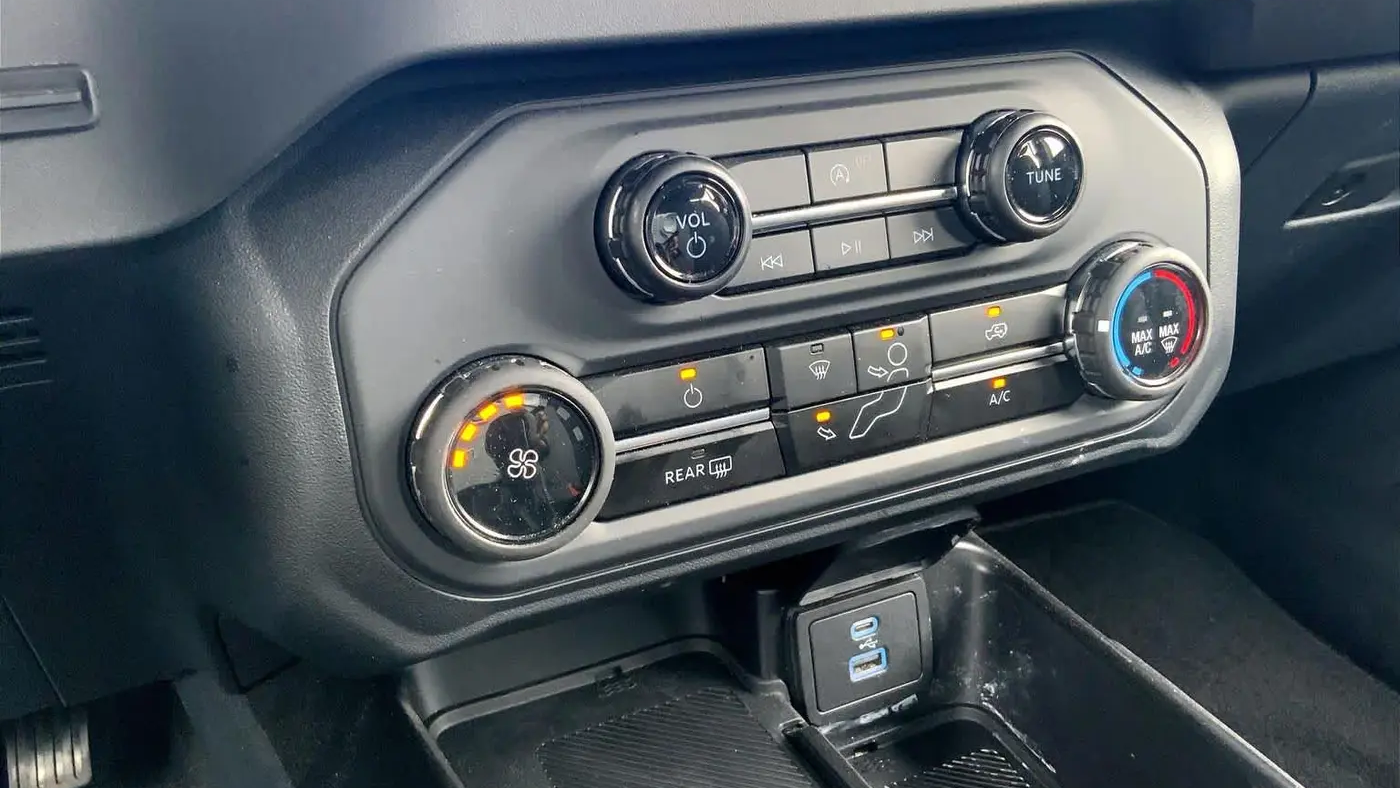 2025 Ford Bronco Base