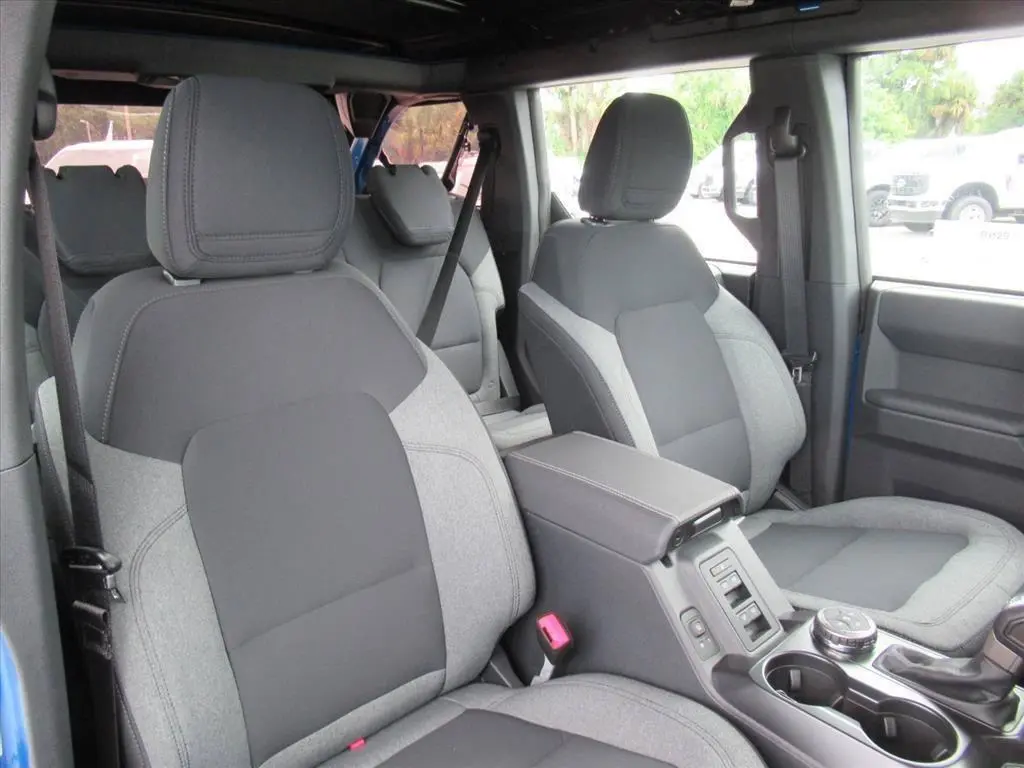2025 Ford Bronco - $40,221