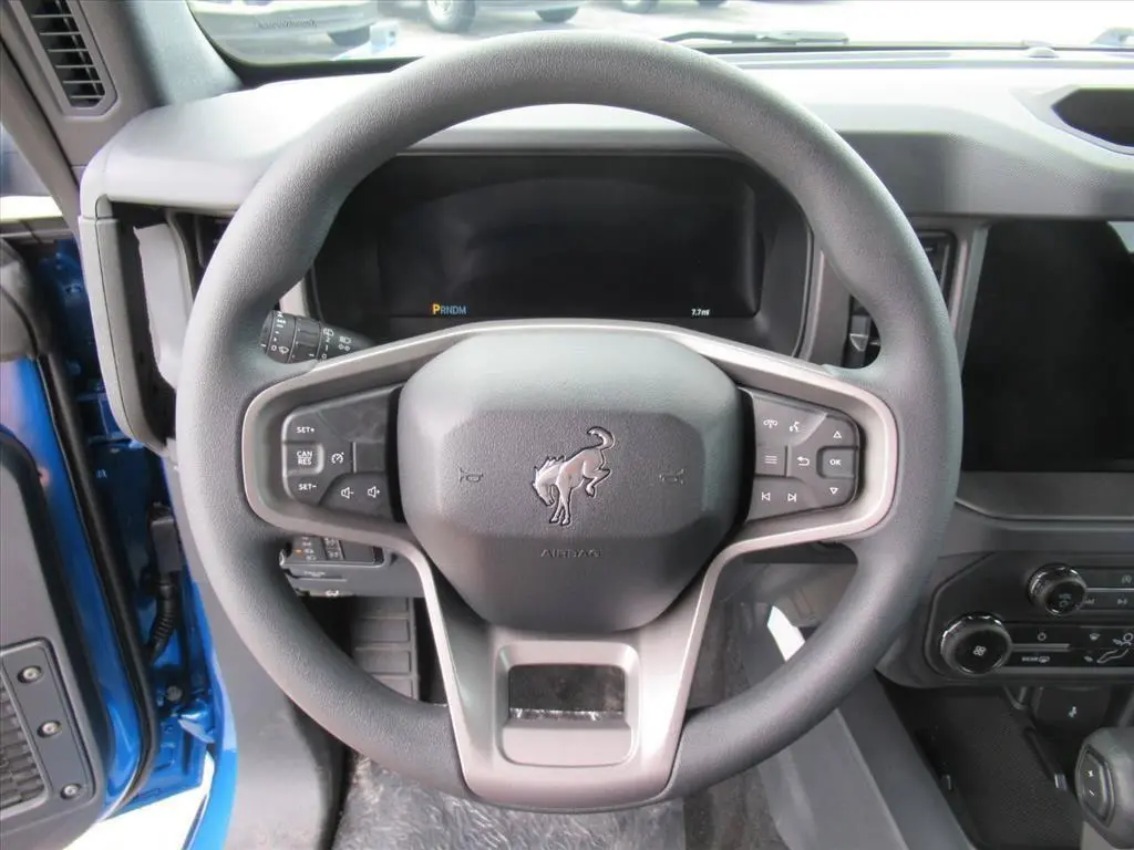 2025 Ford Bronco - $40,221