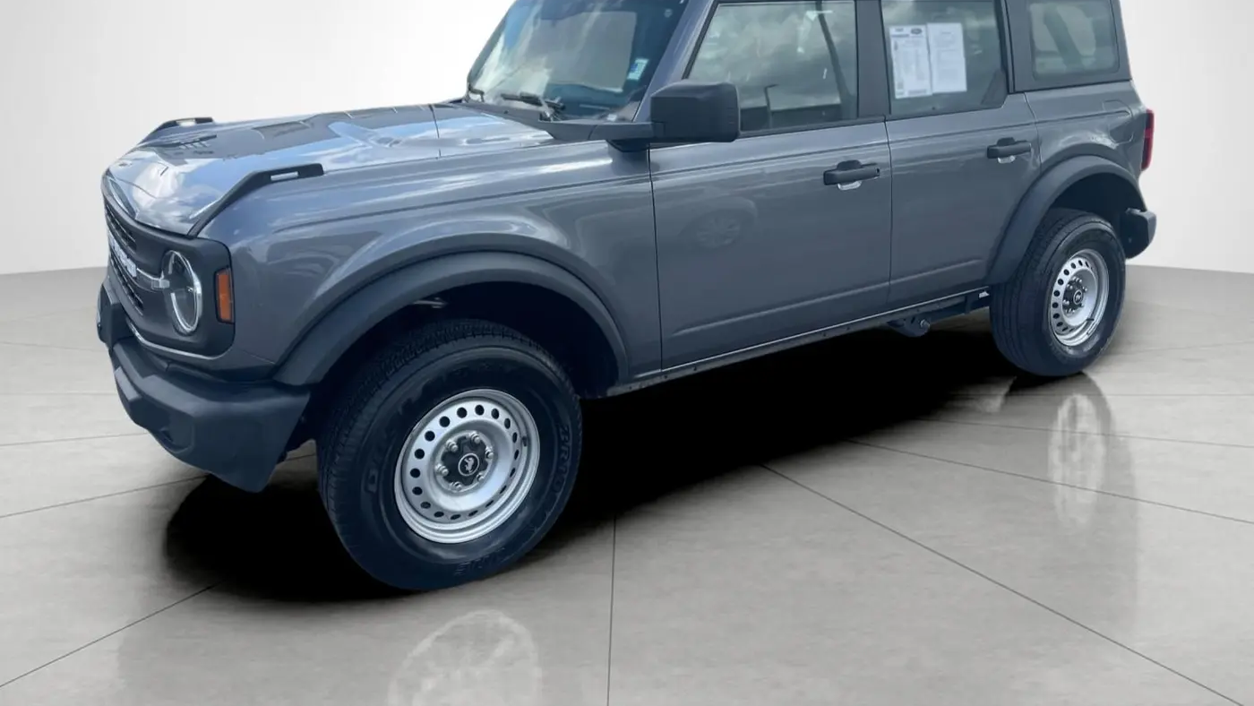 2025 Ford Bronco Base