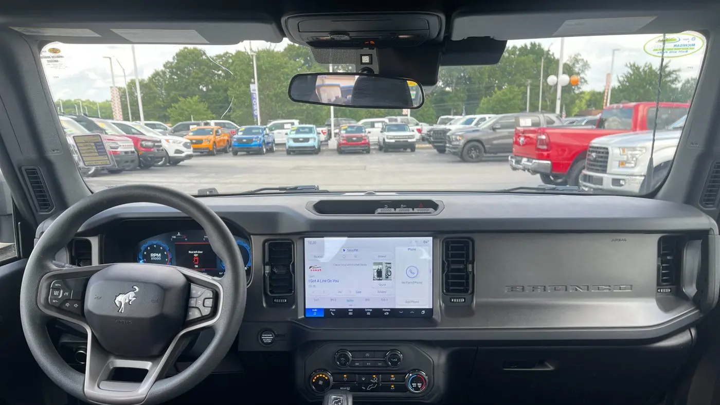 2025 Ford Bronco Base
