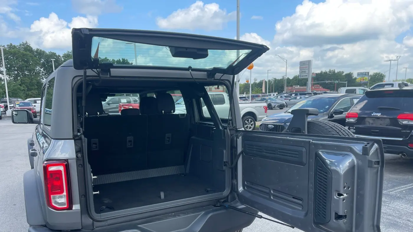 2025 Ford Bronco Base