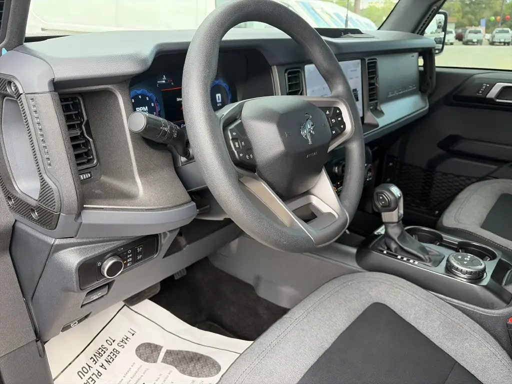 2025 Ford Bronco - $40,910