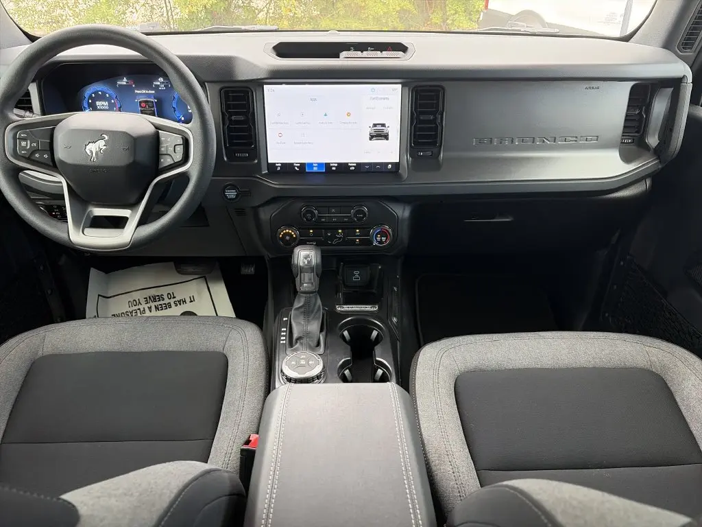 2025 Ford Bronco - $40,910