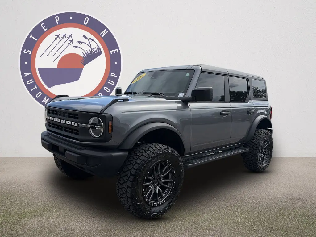 2025 Ford Bronco - $40,910