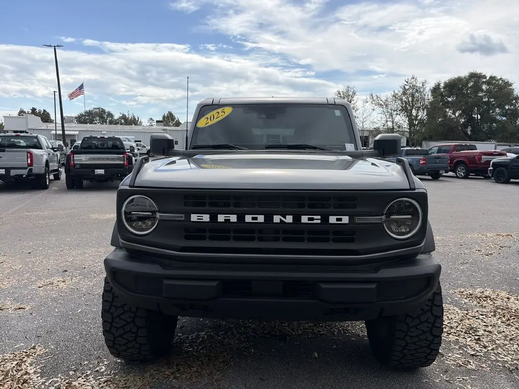 2025 Ford Bronco - $40,910