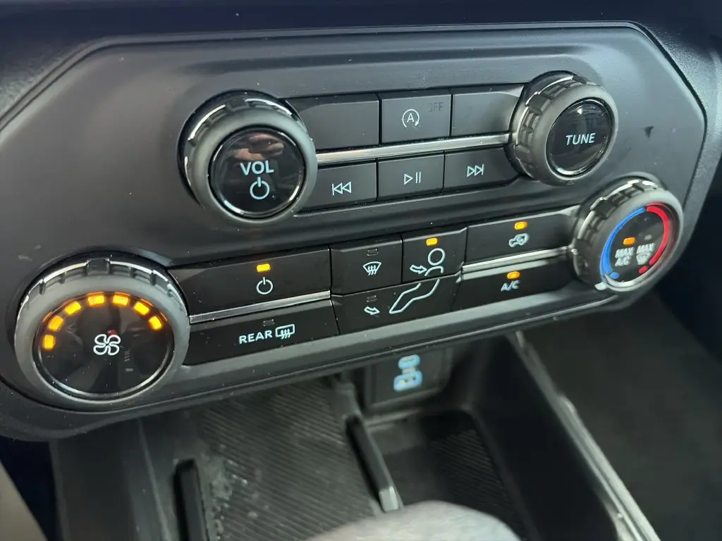 2025 Ford Bronco - $40,910