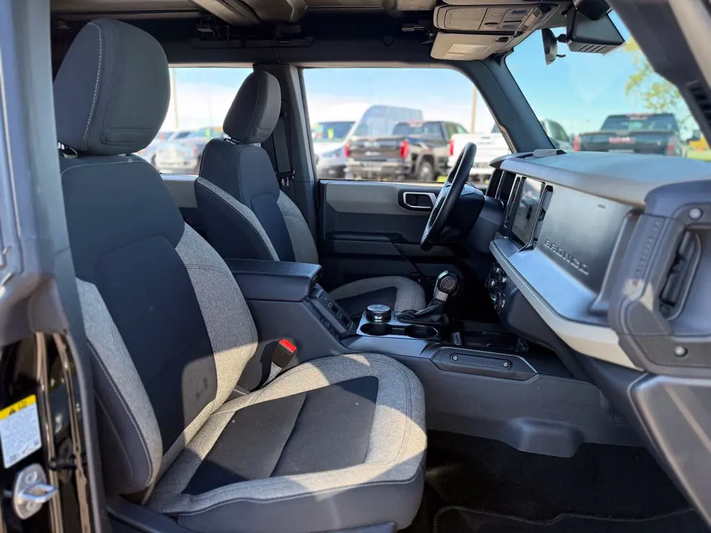 2025 Ford Bronco - $39,500